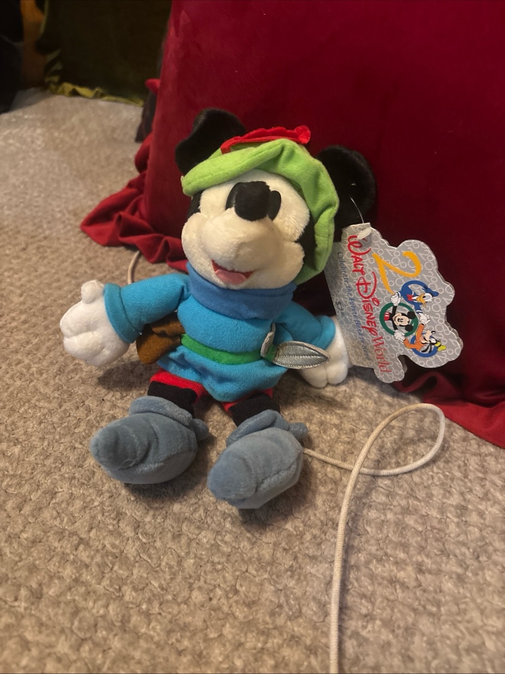 Disney World 2000 Mickey Mouse Brave Little Tailor Millennium Bean Bag Plush Tag
